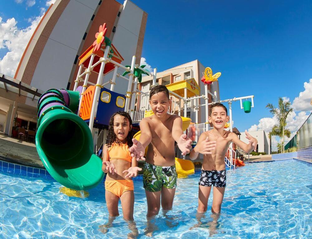Caldas Novas Prive Alta Vista Thermas Resort - Sensacional! Apto Suite Luxo 02 Quartos Ate 06 Pessoas - Incrivel! Ngoại thất bức ảnh